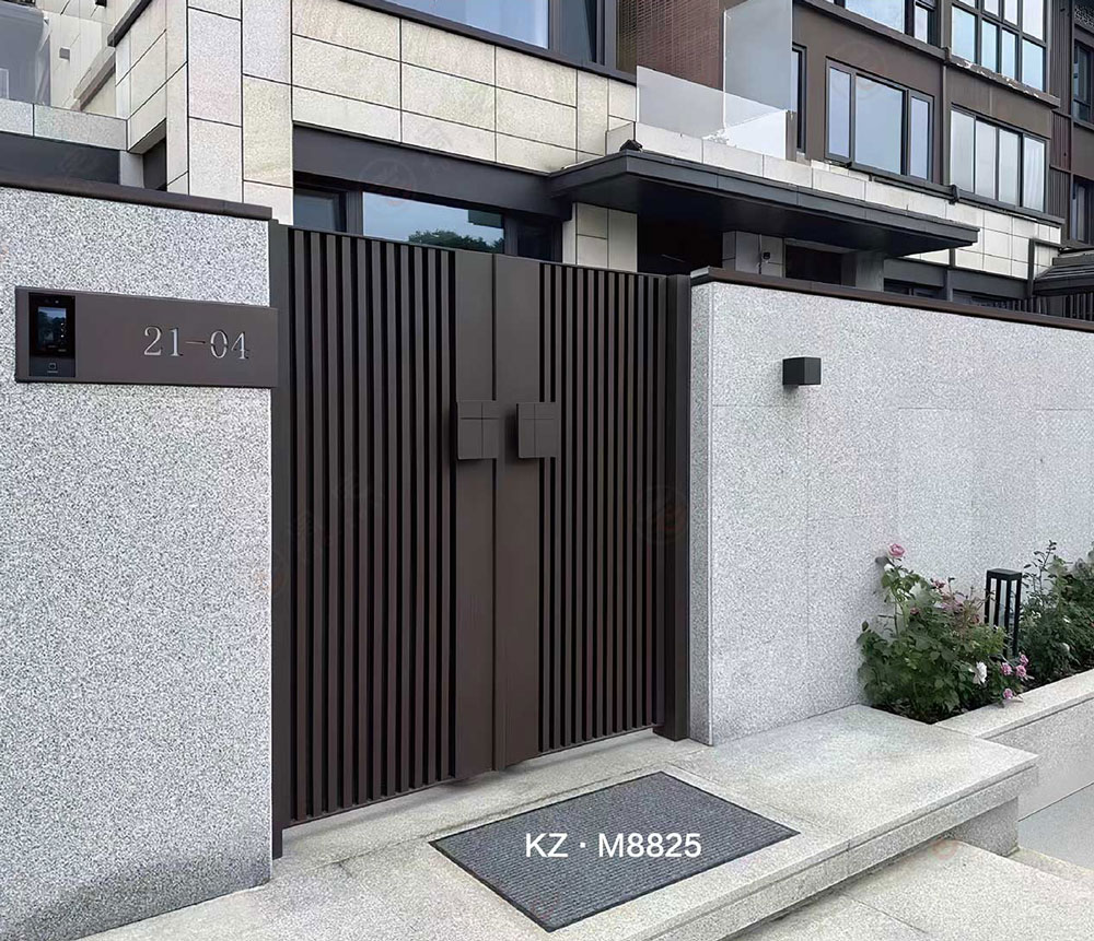 KZ·M8825